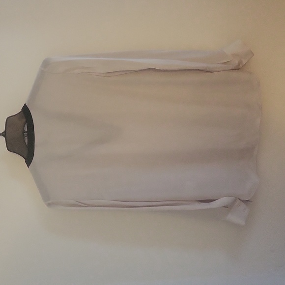 Vince Silk Blouse / Dress Shirt - Picture 2 of 6